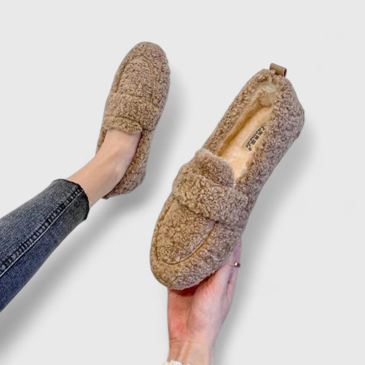 Karelyanne Women's Stitched Detail Loafers, view 2