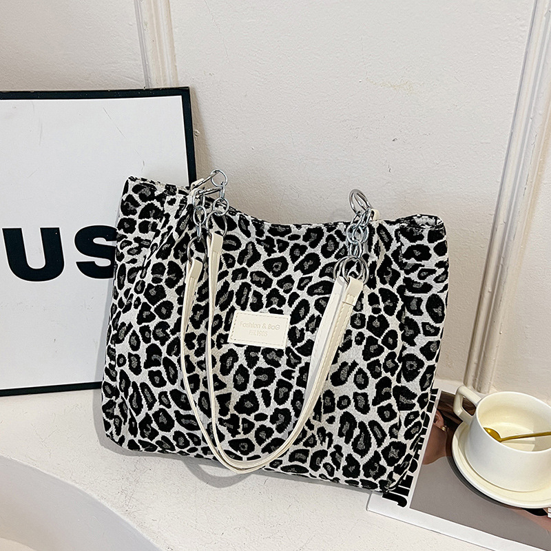 Eleanor Women's Woven Leopard Print Tote Bag, view 9