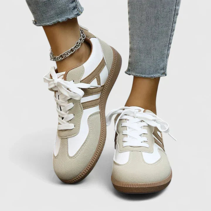 Gwyneth Women's Khaki and White Wide Toe Trainers, view 1