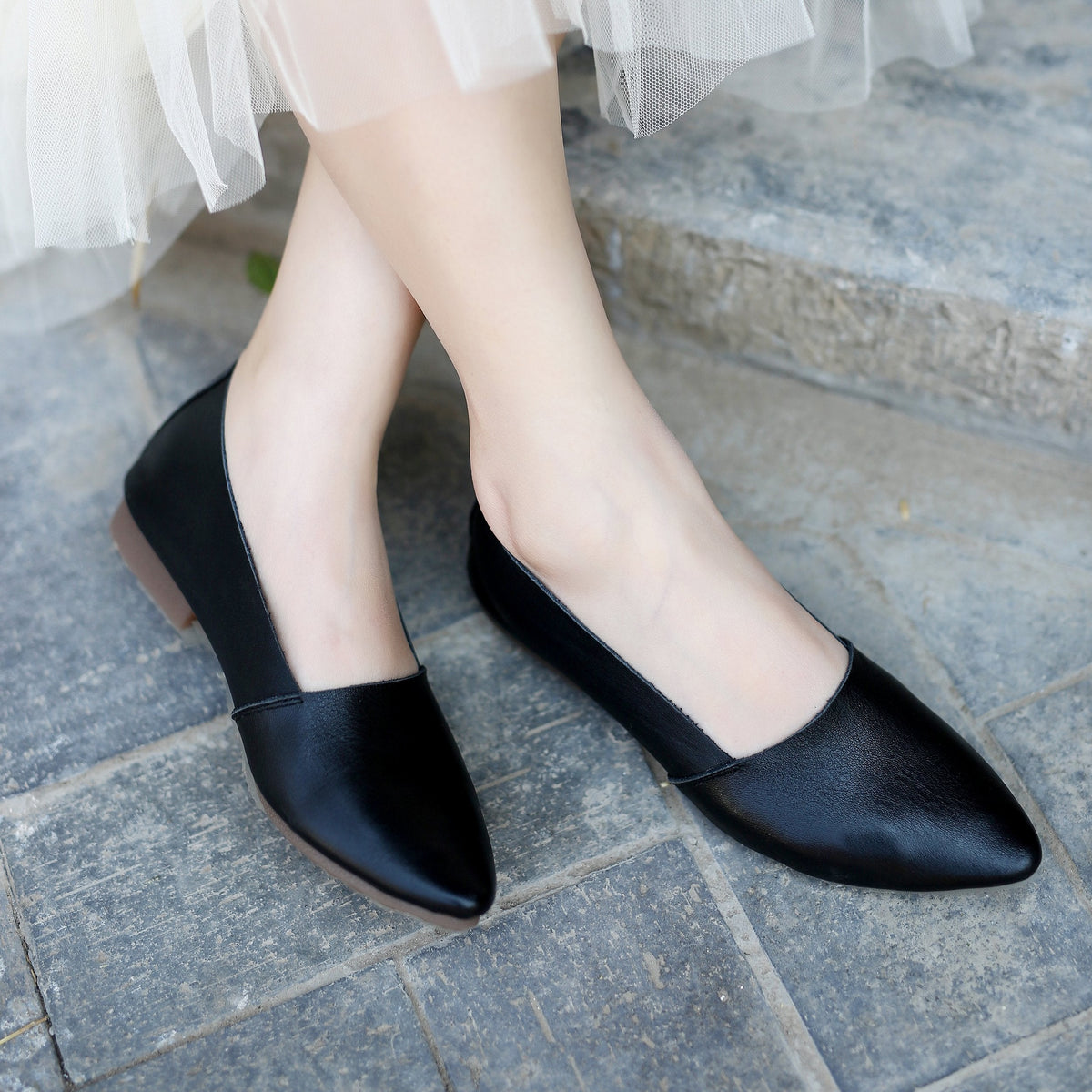 Wilma Women's Slip On Pointed Toe Leather Flat Shoes, view 2