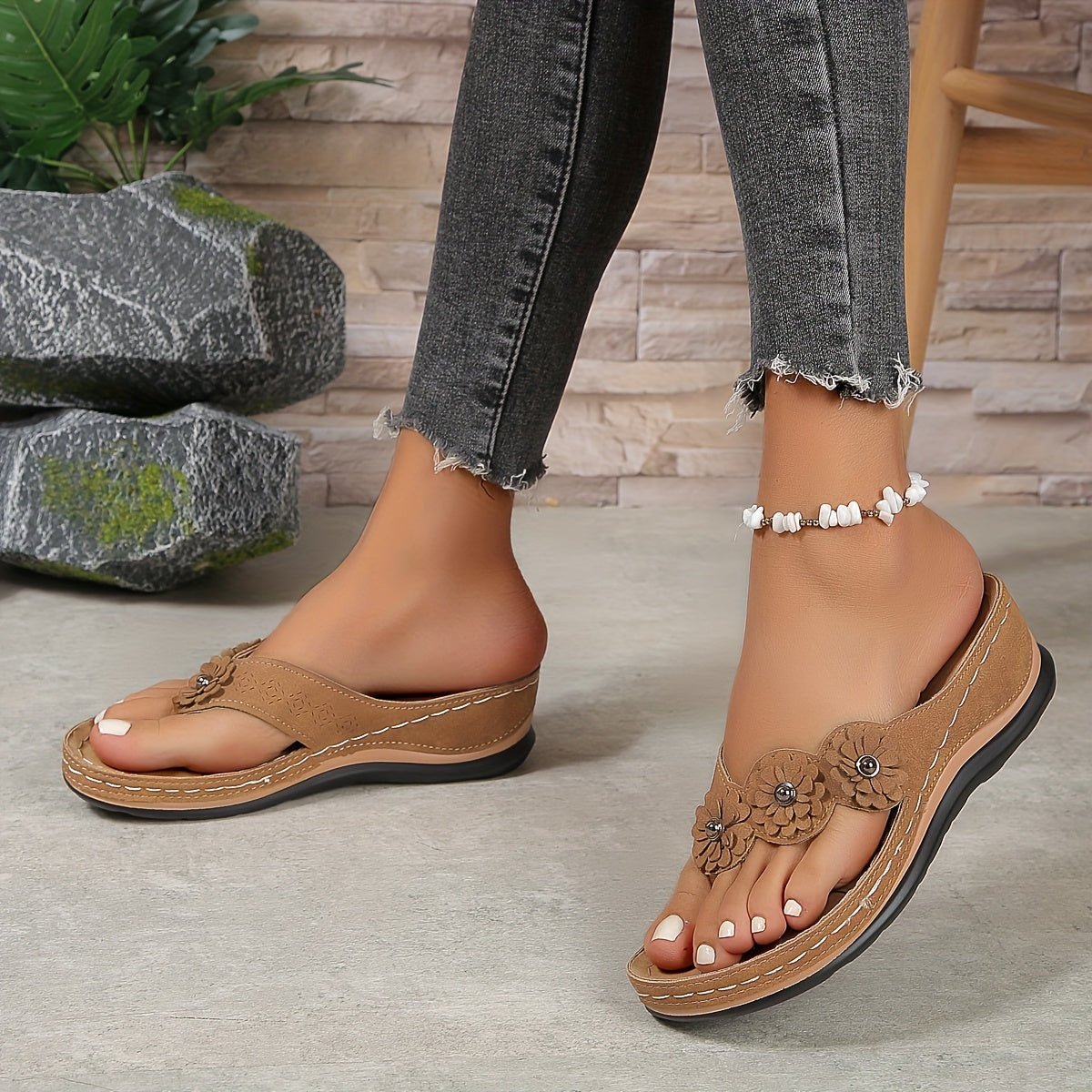 Elsie Women's Faux Leather Floral Toe Post Sandals, view 7