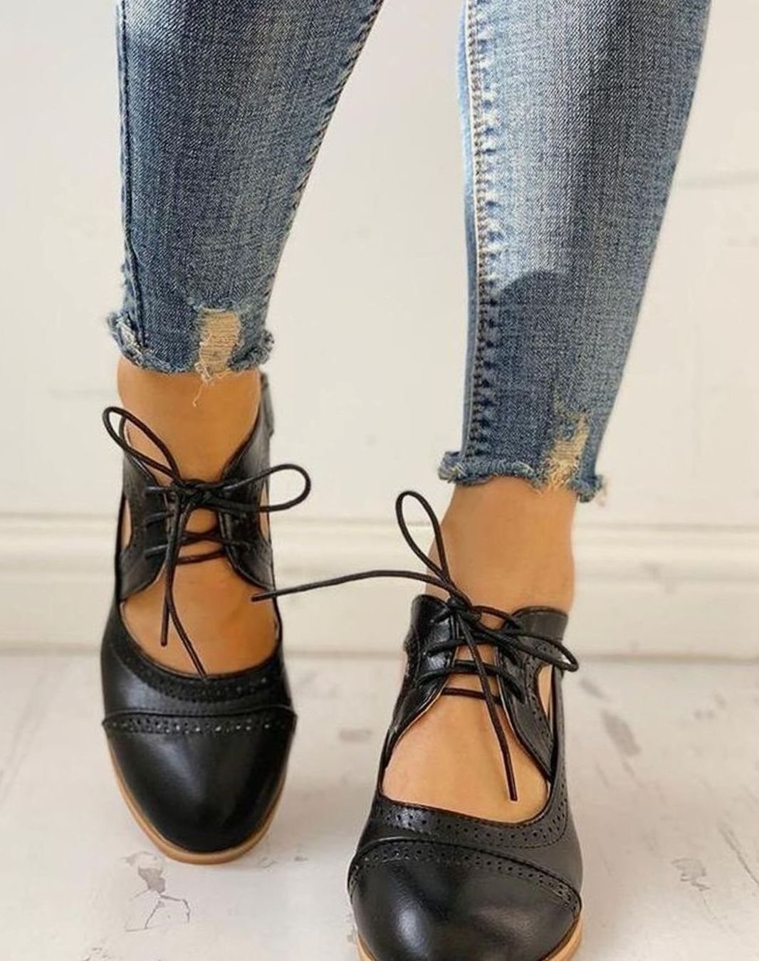 Cleo Women's Lace Up Block Heel T Strap Brogues, view 4