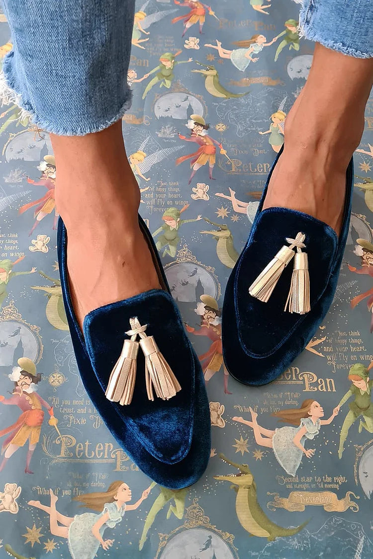 Hannah Women's Velvet Finish Tassel Loafers, view 1