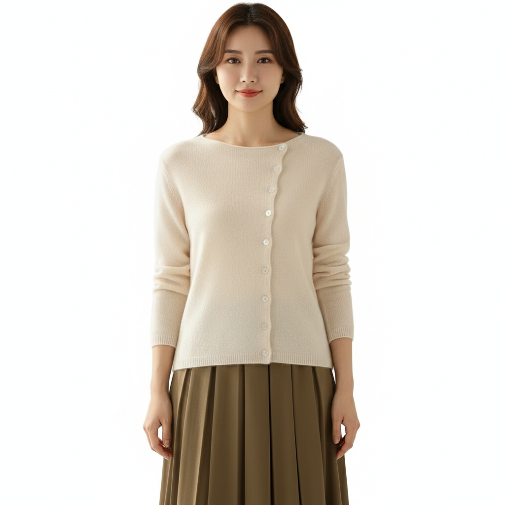 Women's Cardigan with Delicate Wool and Stylish Closure