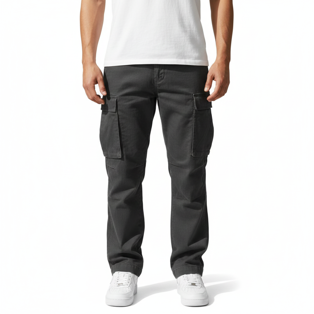 Men's loose cargo pants with multiple practical pockets