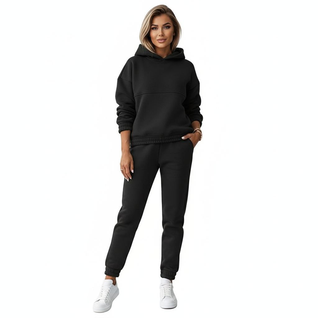 Women's Tracksuit with Soft Comfort and Modern Style
