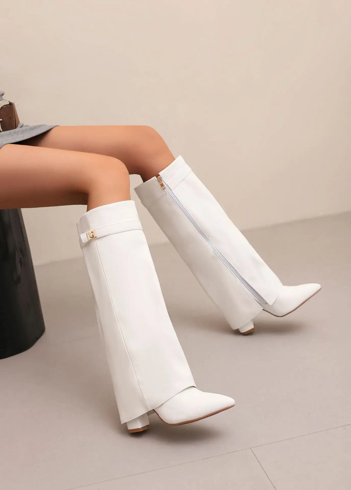 Saskia Women's Leather Look Knee High Boots, view 10
