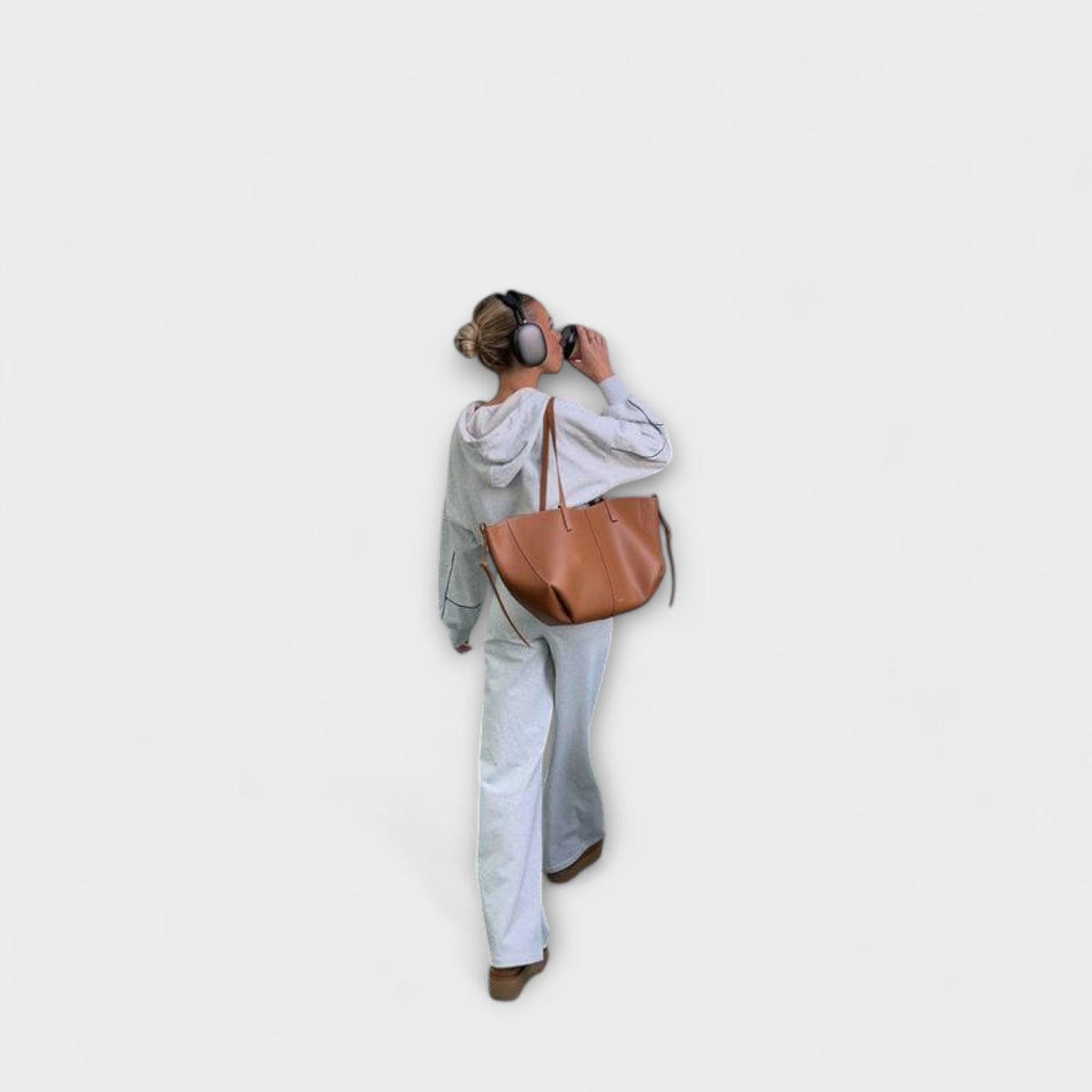 Xoni Women's Vintage Leather Shoulder Bag, view 7
