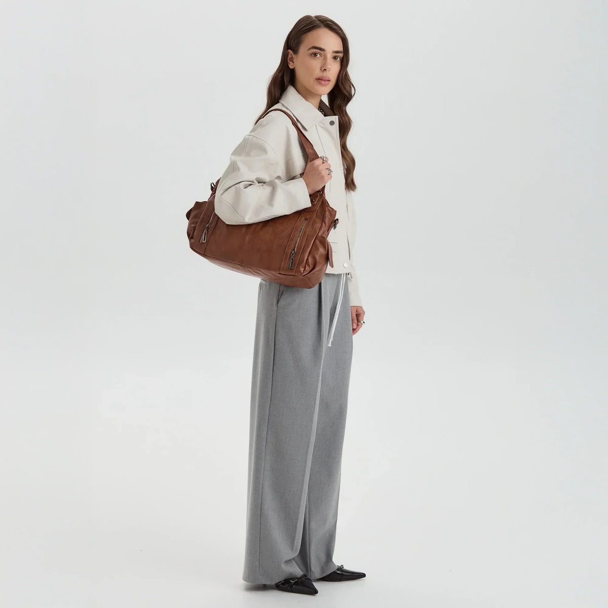 Launa Women's Faux Leather Crossbody Bag, view 25