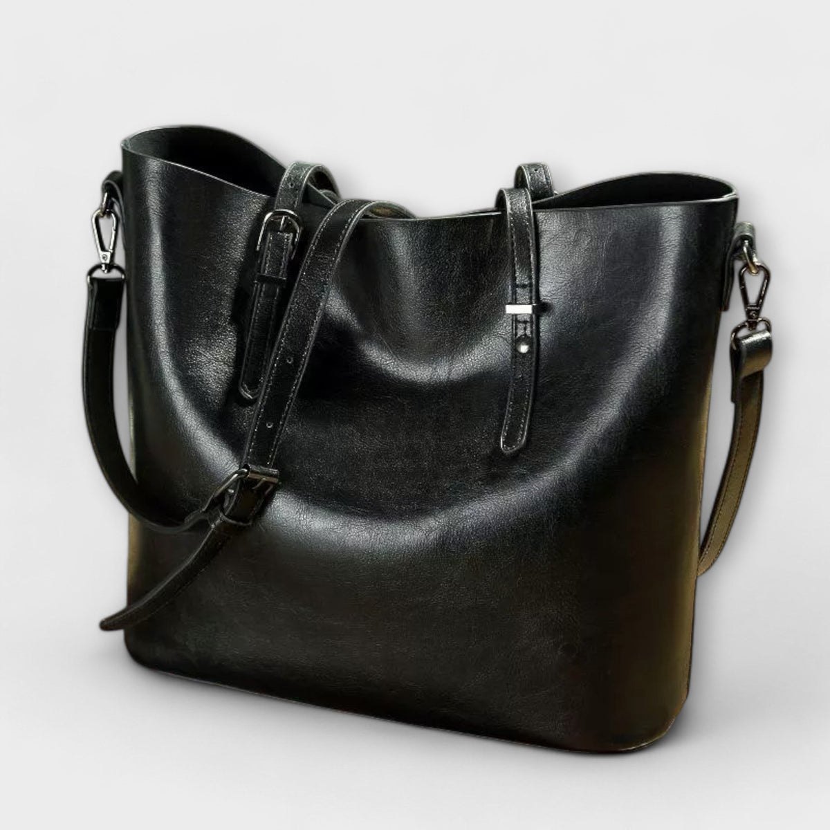 Loria Women's Minimalist Shoulder Bag, view 3