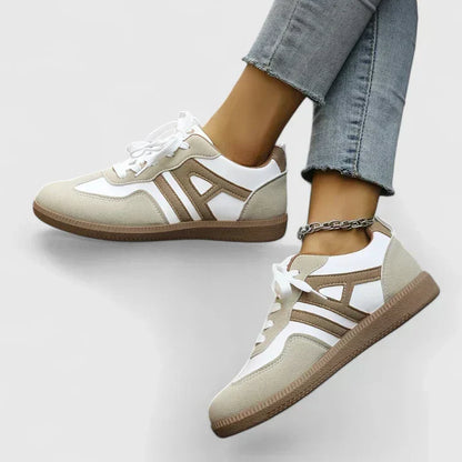 Gwyneth Women's Khaki and White Wide Toe Trainers, view 3