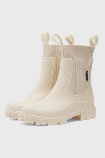 Poppy Women's Ribbed Pull On Chelsea Boots, view 1