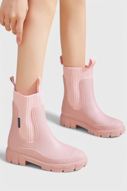 Poppy Women's Ribbed Pull On Chelsea Boots, view 12