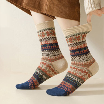 Pippa Women's Floral Cotton Blend Slouch Socks, view 3