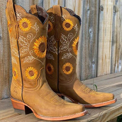 Wren Women's Sunflower Embroidered Pull On Western Boots, view 1