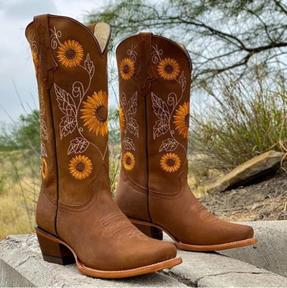 Wren Women's Sunflower Embroidered Pull On Western Boots, view 6