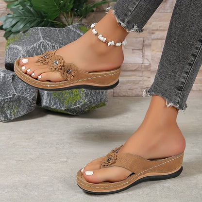 Elsie Women's Faux Leather Floral Toe Post Sandals, view 6