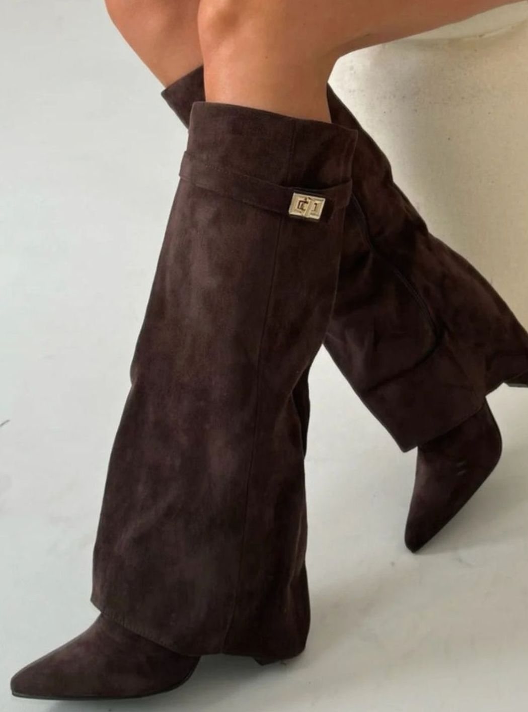 Juno Women's Suede Pointed Toe Gold Tone Buckle Thigh High Boots, view 10